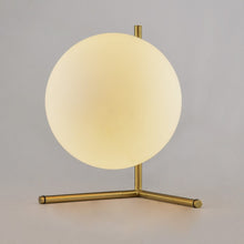 Cargar imagen en el visor de la galería, Moon - B - UNIC32597010 - ball - lamp - warm - white - us - plug